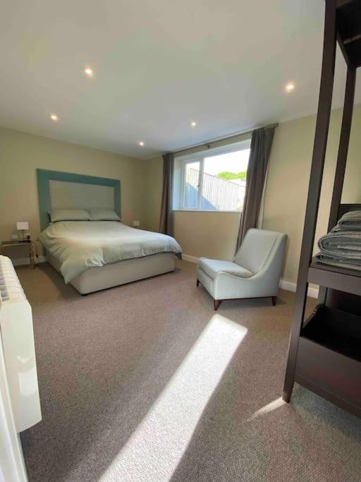 Larks Leaze Lodge, Steeple Ashton, Wiltshire 트로브리지 외부 사진